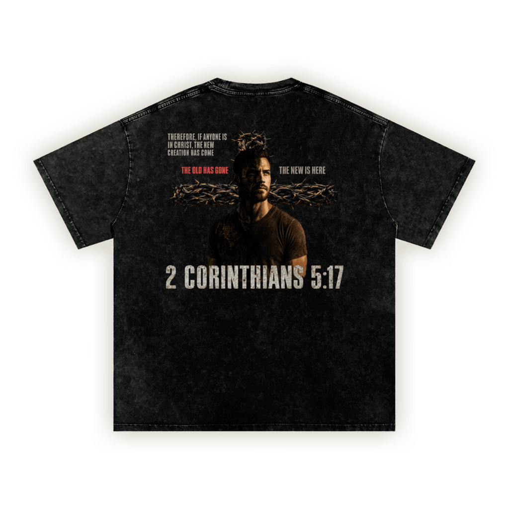 2 Corinthians 5:17 | Koptatott oversize póló - FatherGlorified